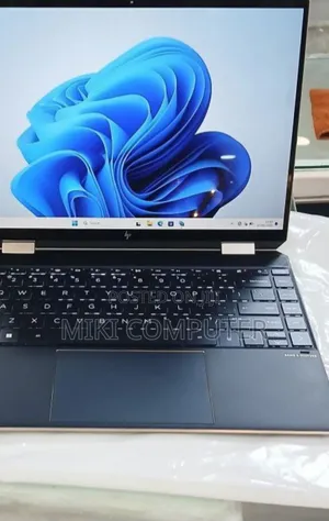 New Laptop HP Spectre X360 32GB Intel Core I7 SSD 1T