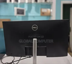 32 Inch Monitor