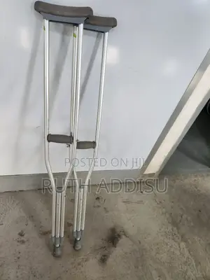Axillary Bilateral Crutches脆性axillary Bilateral Crutches New