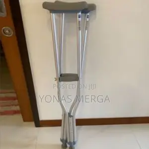 Underarm Crutches Include Enlarged, Anti-Slip TPR Foot Pads,