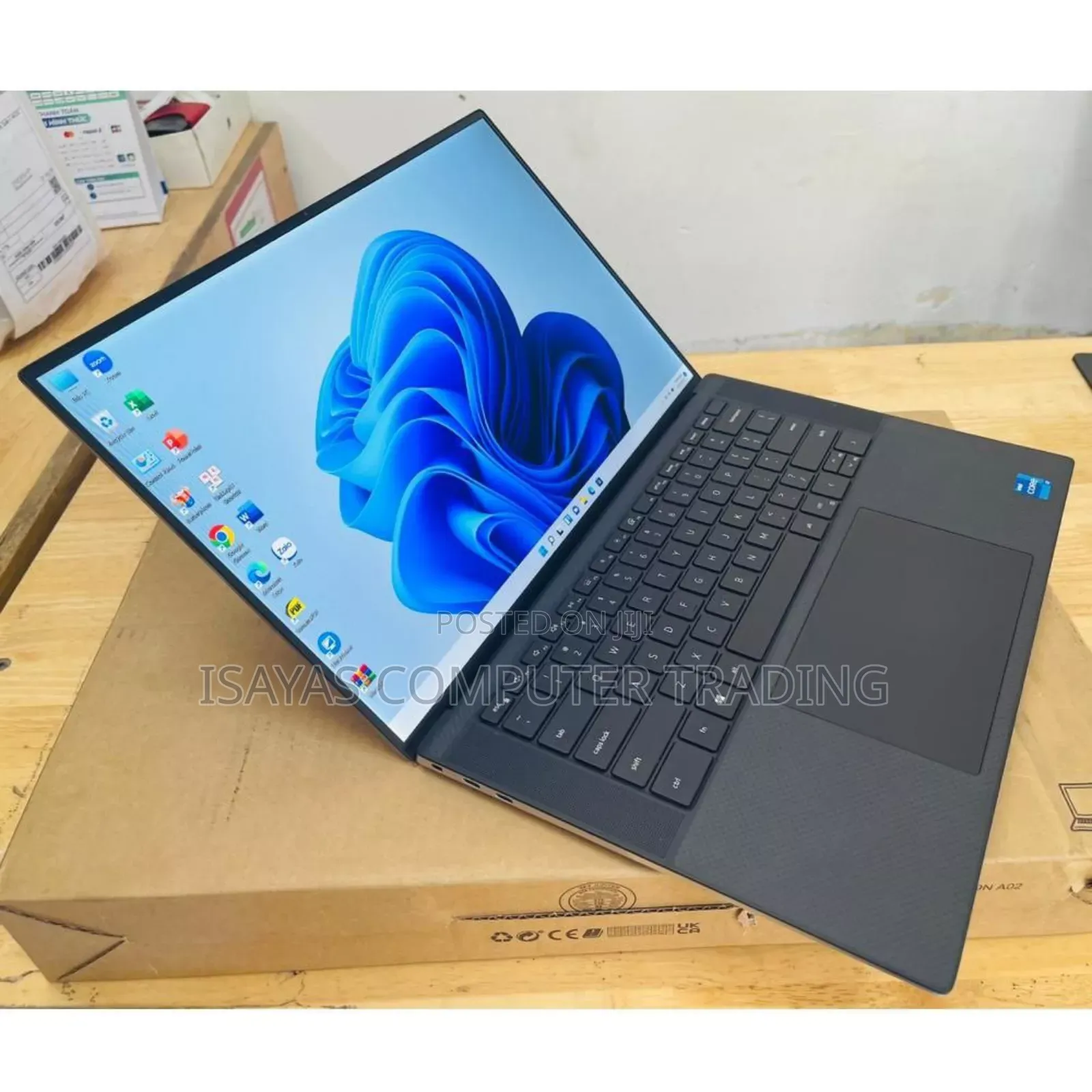 New Laptop Dell Precision 15 3520 32GB Intel Core I9 SSD 1T