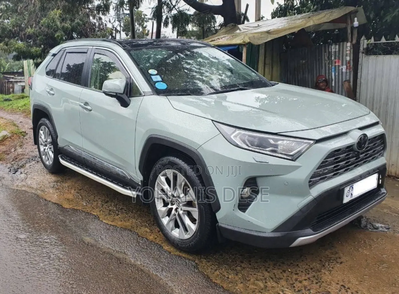 Toyota RAV4 2021 Blue