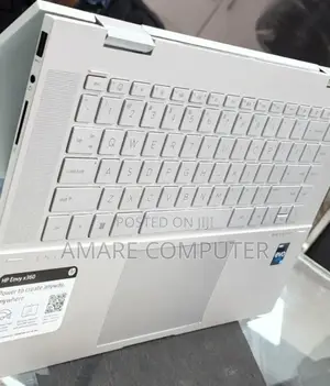 New Laptop HP Envy X360 8GB Intel Core I5 SSD 512GB
