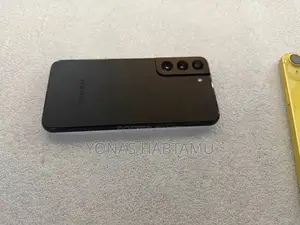 New Samsung Galaxy S22 5G 256 GB Black