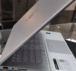 New Laptop HP Envy X360 8GB Intel Core I5 SSD 512GB