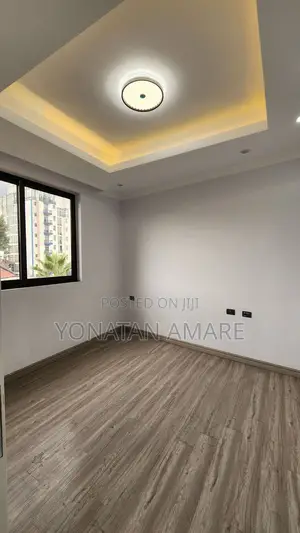 Furnished 8bdrm House in Bole for sale