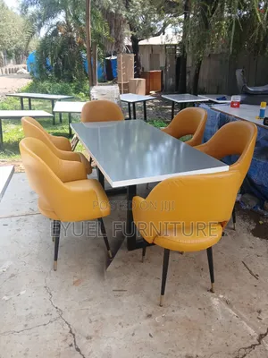 Tabel እና ወንበሮች በፈለጉት Designe እና አማራጭ