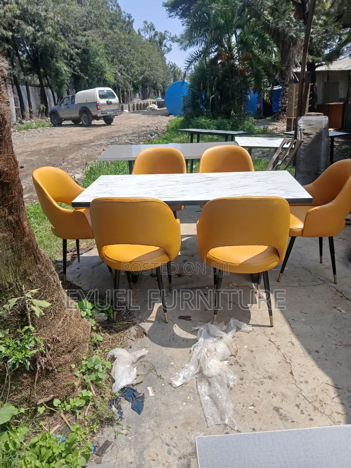 Tabel እና ወንበሮች በፈለጉት Designe እና አማራጭ