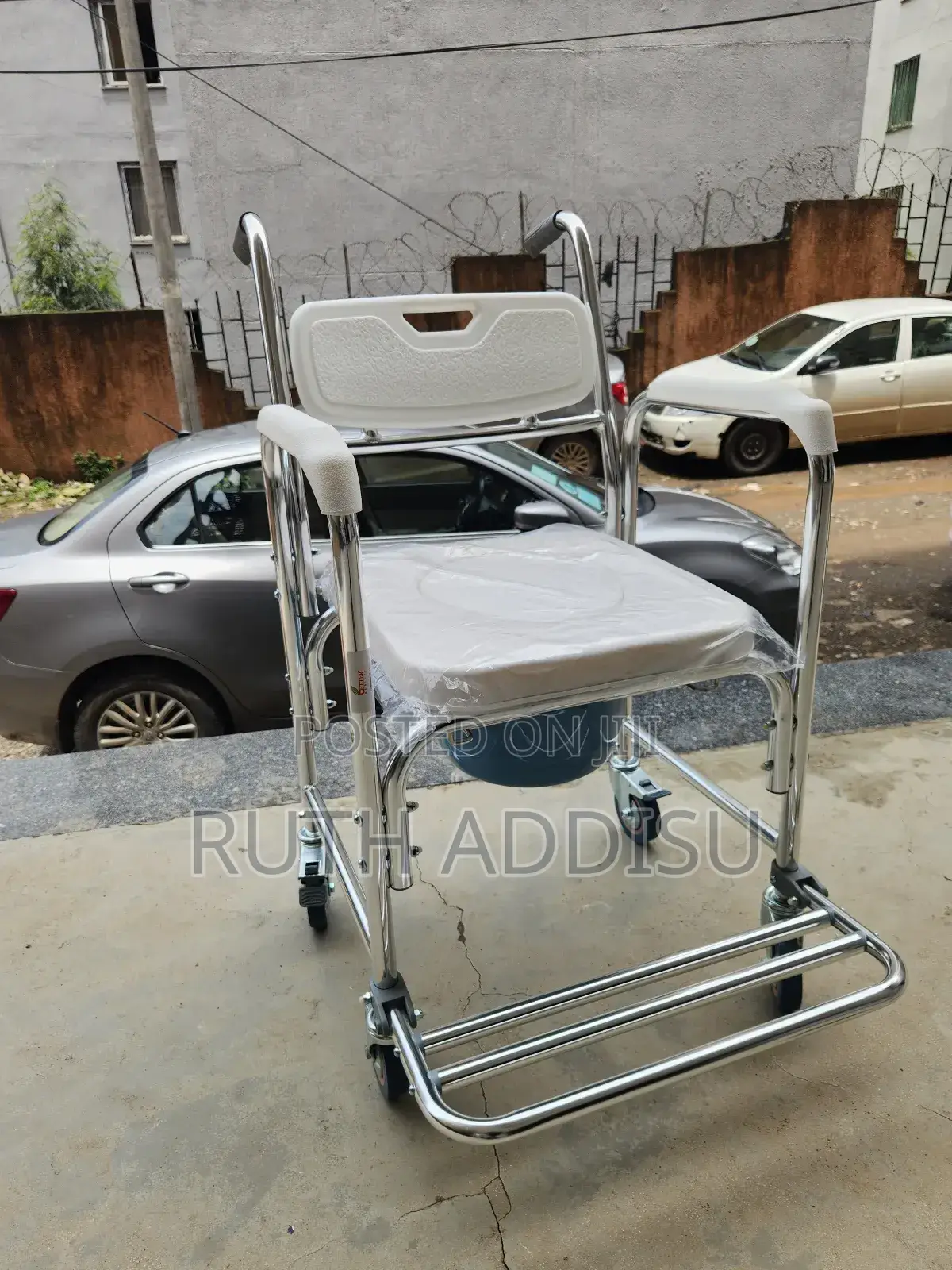 Commode Wheelchair朱紅commode Wheelchair廟祝commode Wheelchair