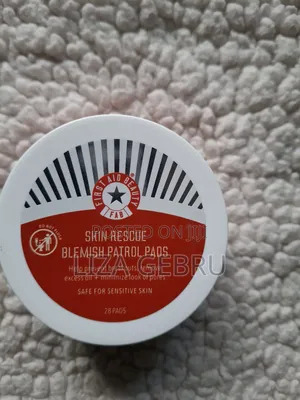 Shine Rescue Blemish Patrol Pads.