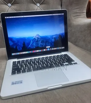 New Laptop Apple MacBook Pro 2011 8GB Intel Core I5 HDD 500GB