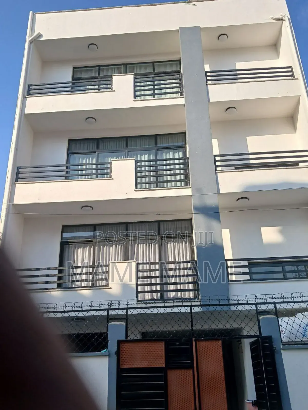 5bdrm House in Addis Abeba, Bole for sale