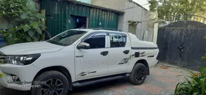Toyota Hilux Revo Double Cab Deisel 2.8 AWD 2021 White