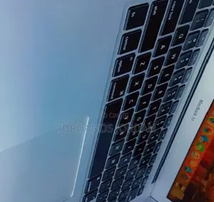 New Laptop Apple MacBook Air 2013 4GB Intel Core I5 SSD 128GB