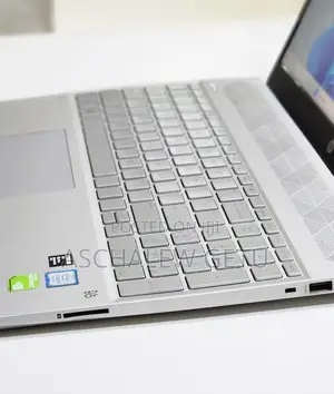 New Laptop HP Pavilion 15 8GB Intel Core I5 SSD 1T