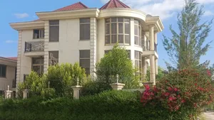 8bdrm House in Addis Abeba, Bole for sale