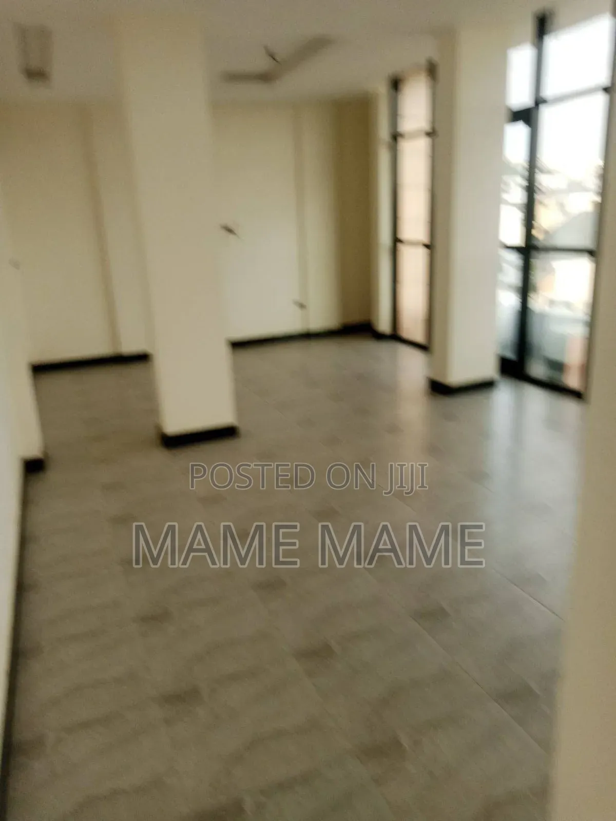 8bdrm House in Addis Abeba, Bole for sale