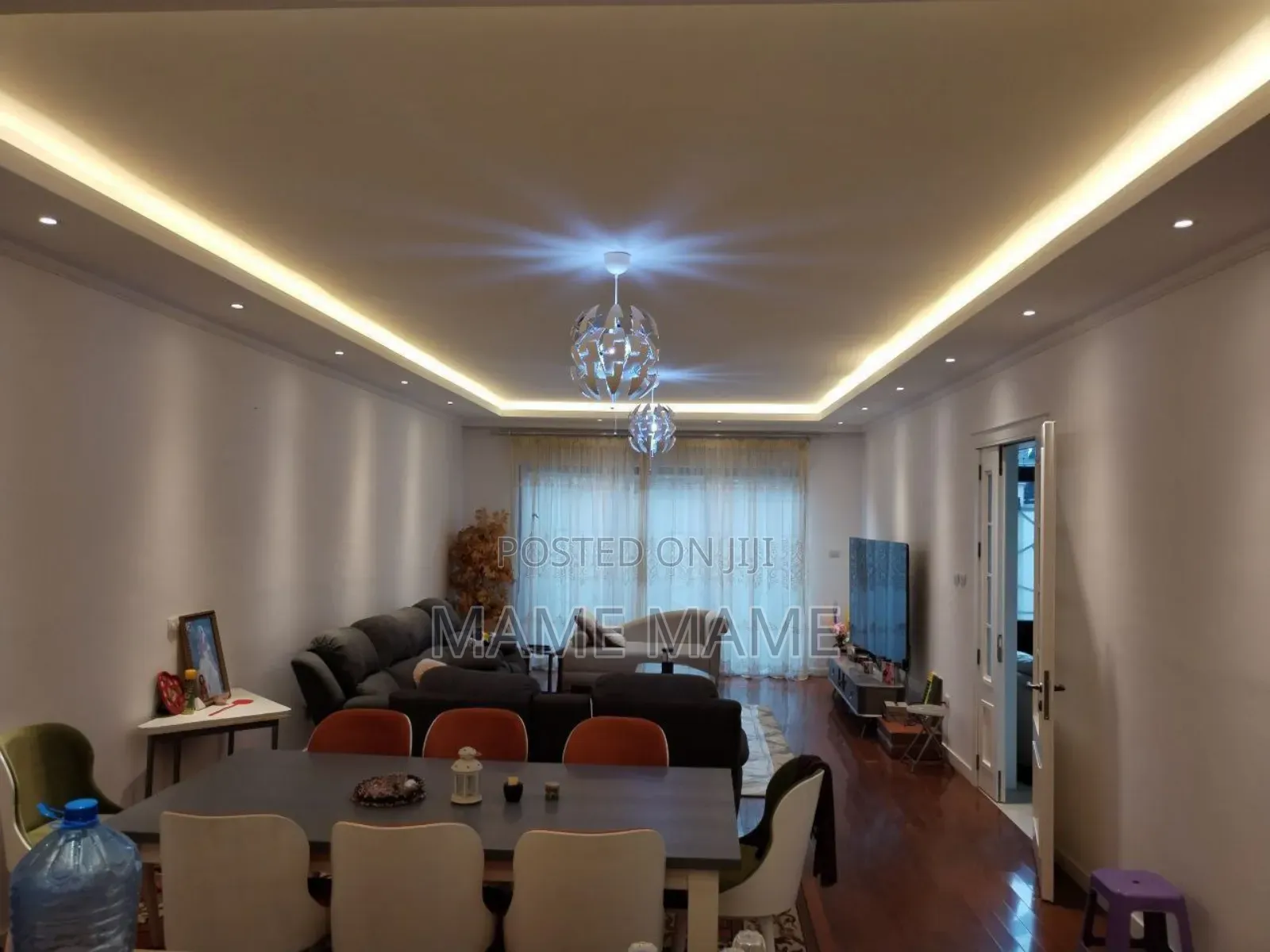 5bdrm House in Addis Abeba, Bole for sale