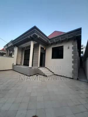 5bdrm Villa in Addis Abeba, Bole for sale