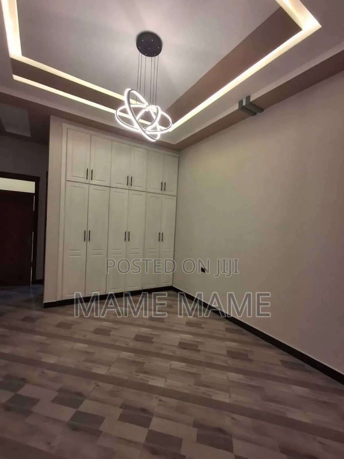 5bdrm Villa in Addis Abeba, Bole for sale