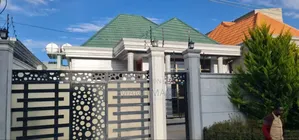 3bdrm House in Addis Abeba, Bole for sale