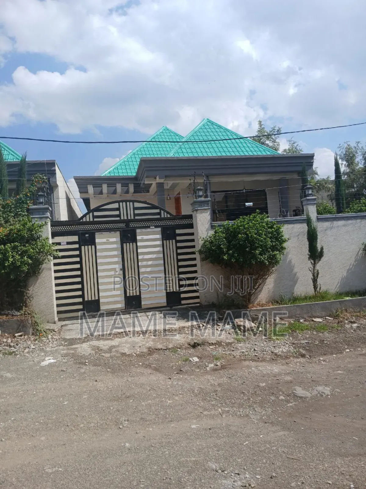 5bdrm Villa in Addis Abeba, Bole for sale