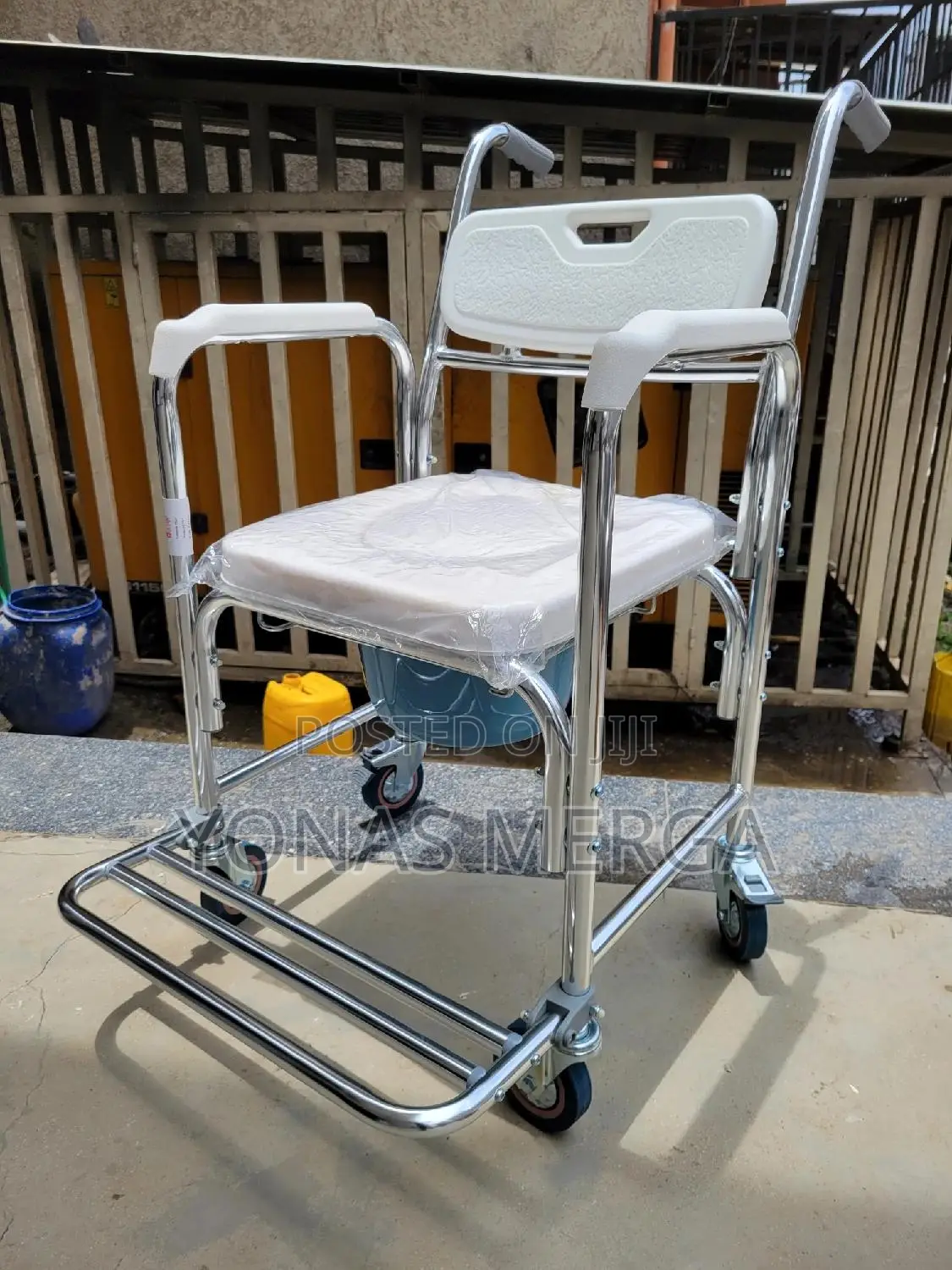 Toilet Chair/Wheelchair,With Wheeled犀主commode Chair報切shower