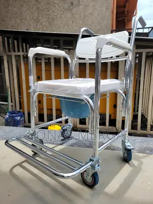 Rolling Сommode Chair 4 Wheels用僉toilet Chair冢肉multifunction