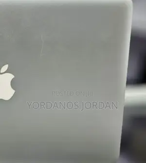 New Laptop Apple MacBook Pro 2012 4GB Intel Core i5 SSD 256GB
