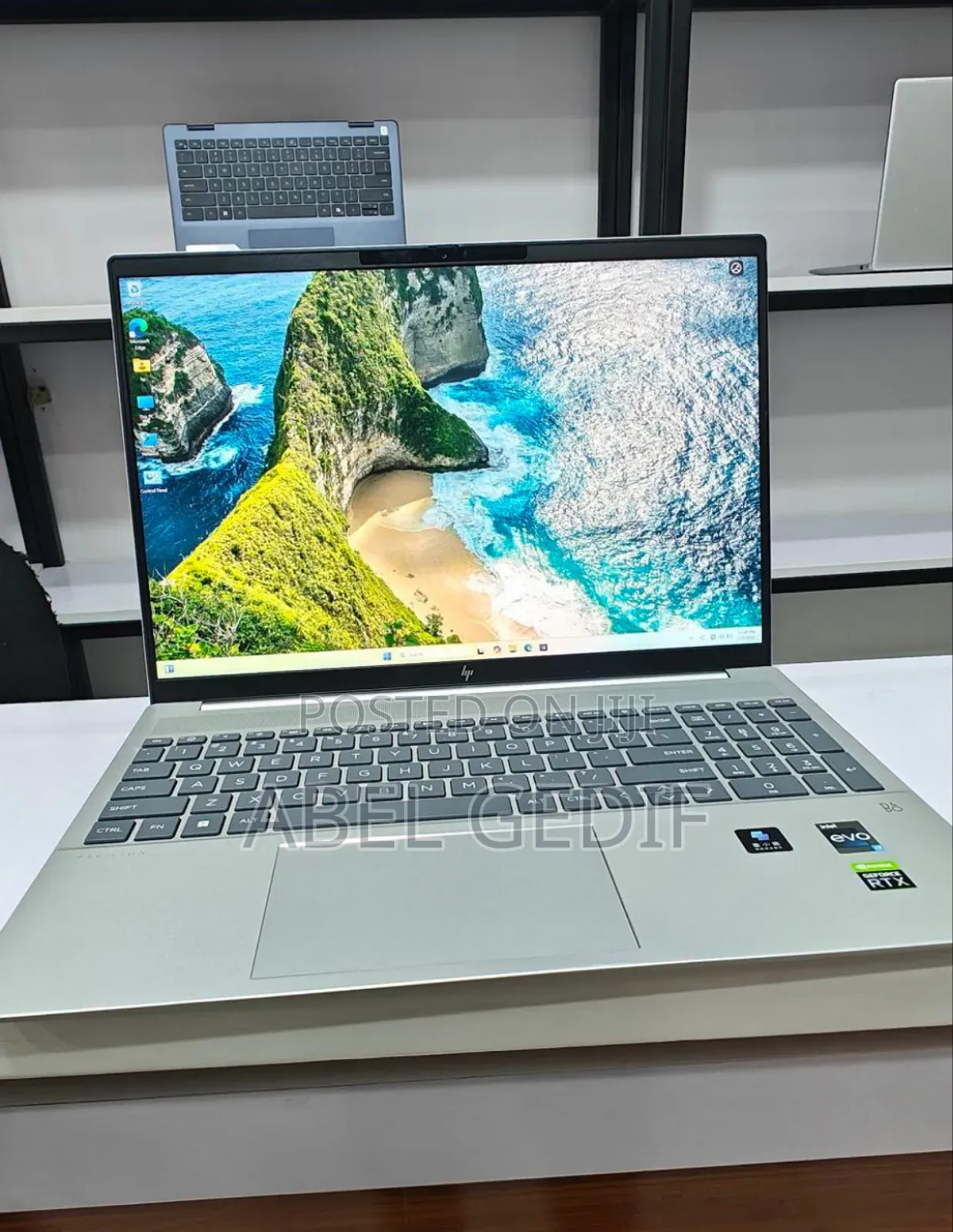 New Laptop HP 16GB Intel Core I7 SSD 1T