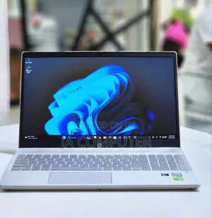 New Laptop HP Pavilion 15 8GB Intel Core I5 SSHD (Hybrid) 1.5T