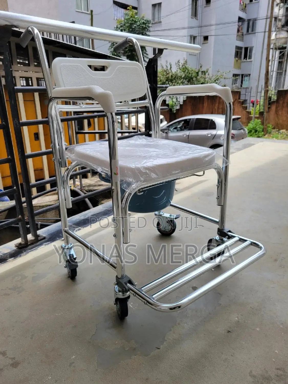 Commode Chair赶窗toilet Chair~ Plastic Backrest Can Remove