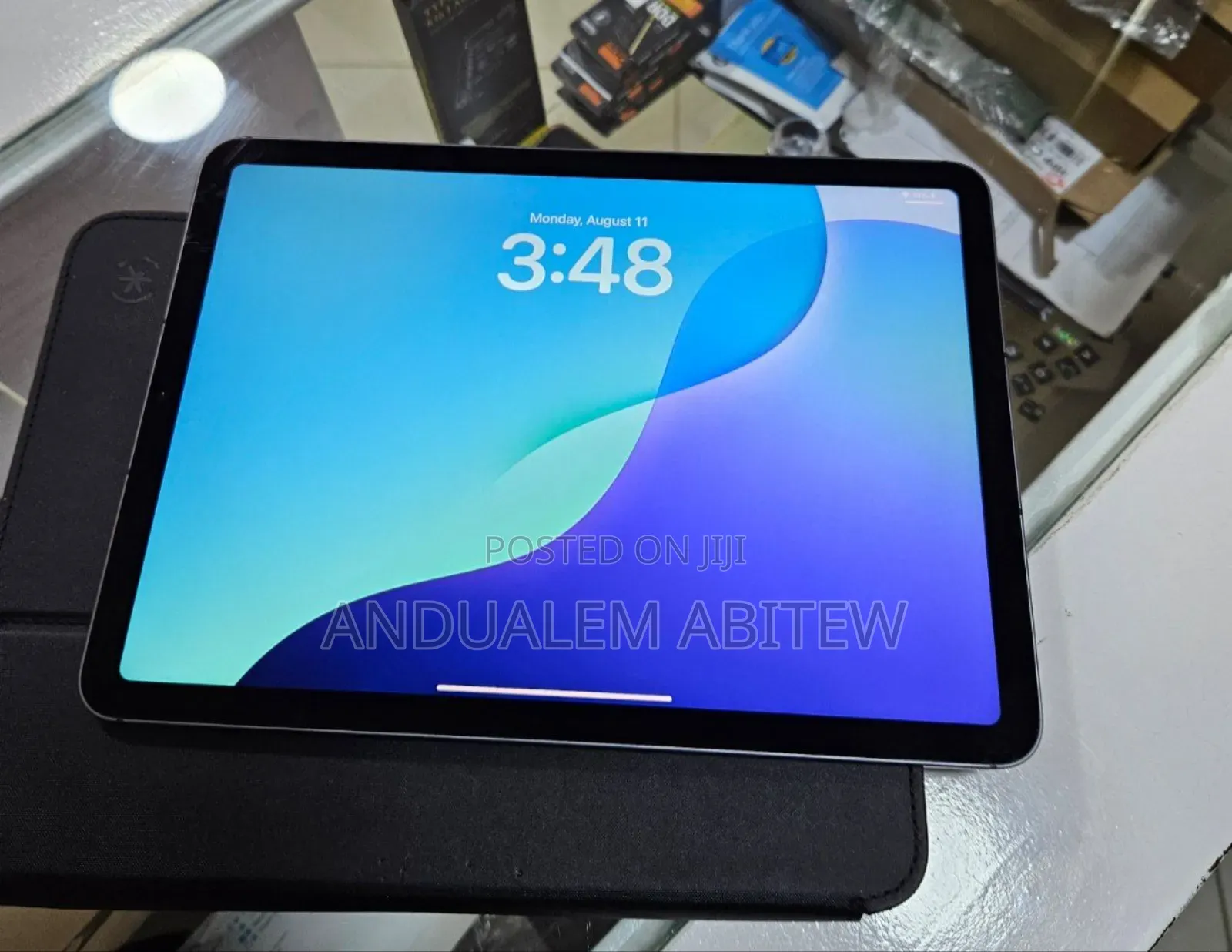 New Apple iPad (2022) 64 GB Gray