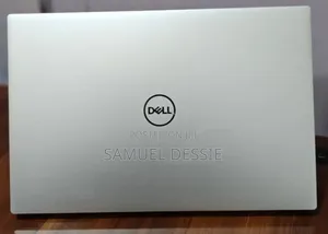New Laptop Dell XPS 15 32GB Intel Core I7 SSD 512GB