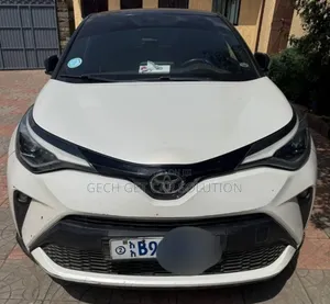Toyota C-HR 2021 White