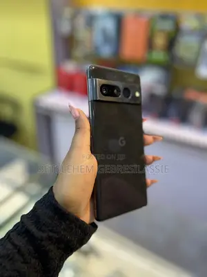 Google Pixel 7 Pro 128 GB Black