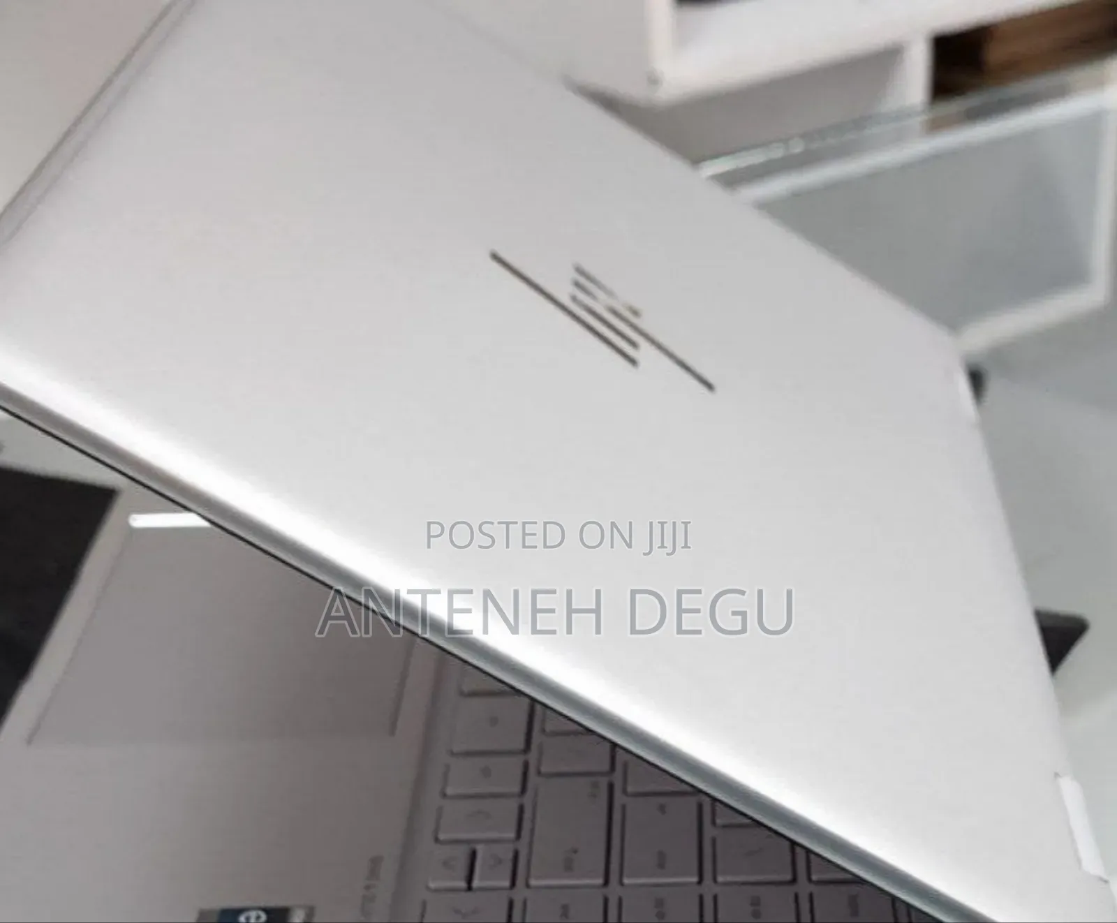 New Laptop HP Envy X360 8GB Intel Core I5 SSD 512GB