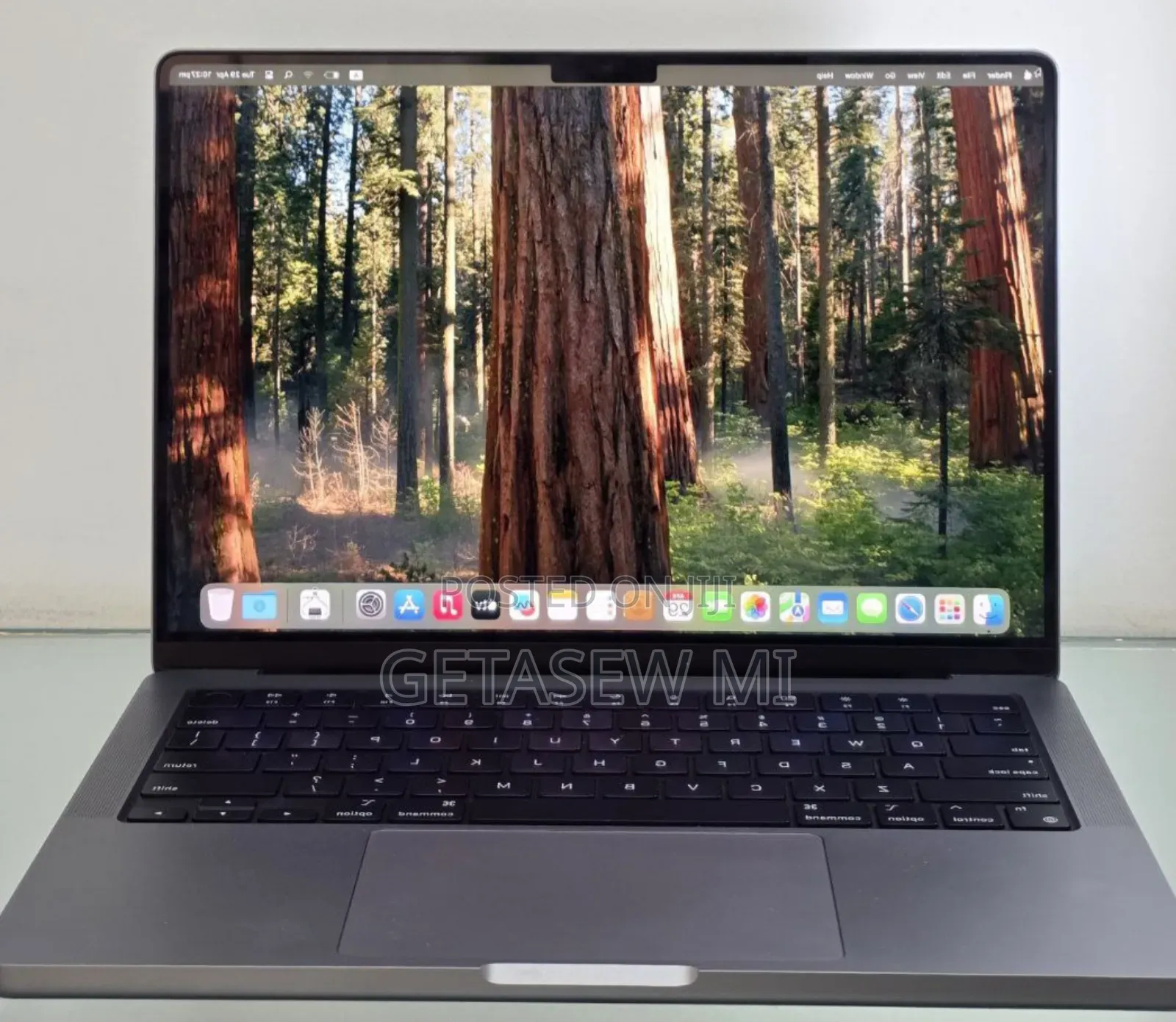 New Laptop Apple MacBook Pro 2023 M3 8GB Apple M3 SSD 512GB