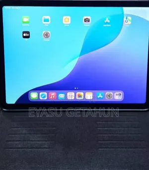 New Apple iPad Air 64 GB Black