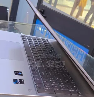 New Laptop HP Pavilion 15 16GB Intel Core I7 SSD 1T