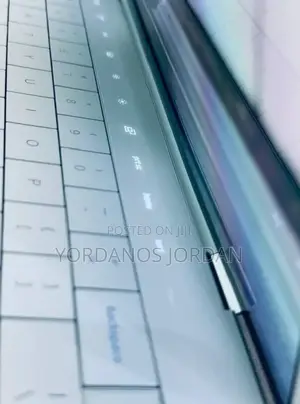 New Laptop Dell XPS 13 16GB Intel Core I7 SSD 512GB
