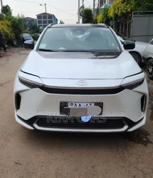 Toyota bZ4X 2024 White