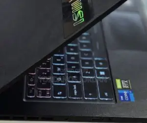 New Laptop MSI Stealth 14 Studio A13VF 16GB Intel Core I7 SSD 1T