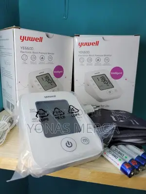 Blood Pressure Monitor舊式bp Monitor=More Accurate Easy Readin