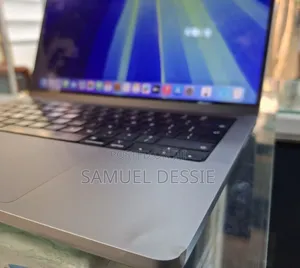 New Laptop Apple MacBook Pro 2021 M1 16GB Apple M1 SSD 512GB