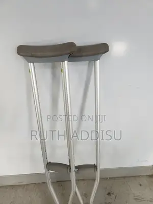 Axillary Crutches懲治brand New Axillary Bilateral Crutches