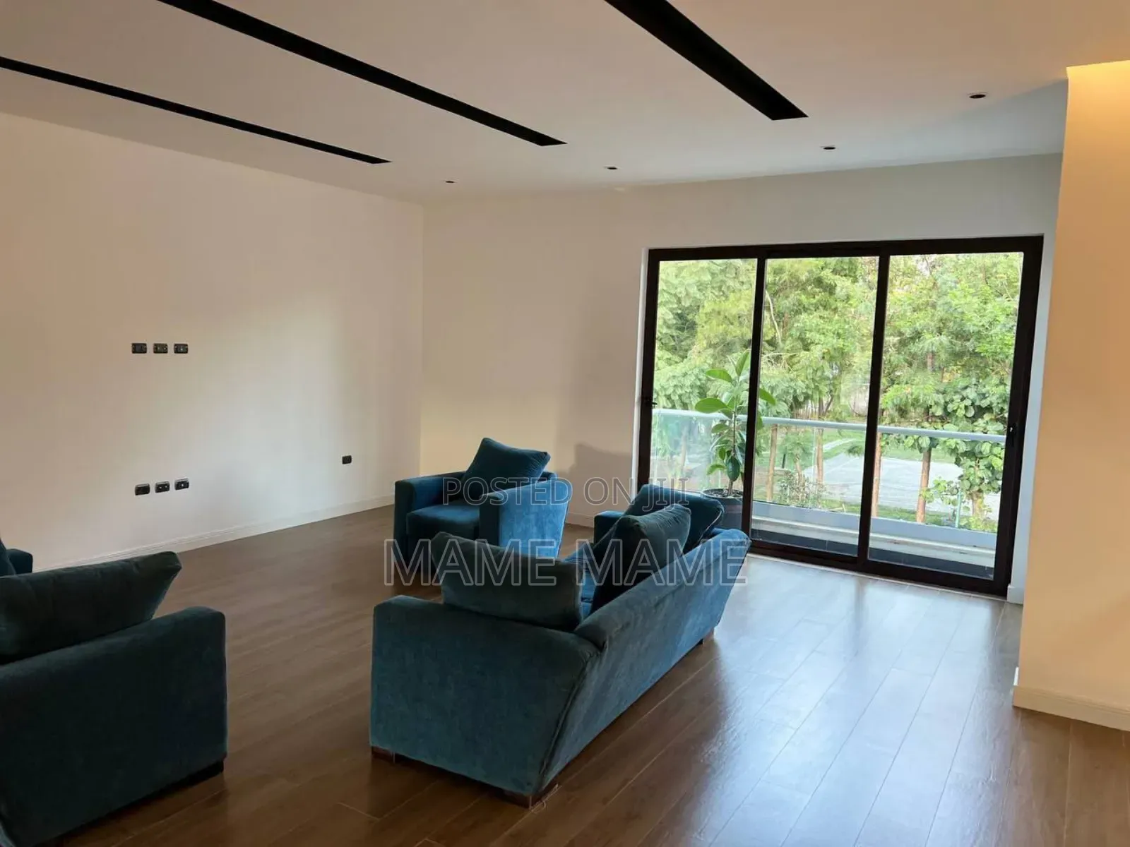 6bdrm House in Addis Abeba, Nifas Silk-Lafto for sale