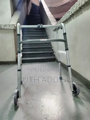 Almunium Walker狗吠walker威廉walker映照walker喬治medical Walker New