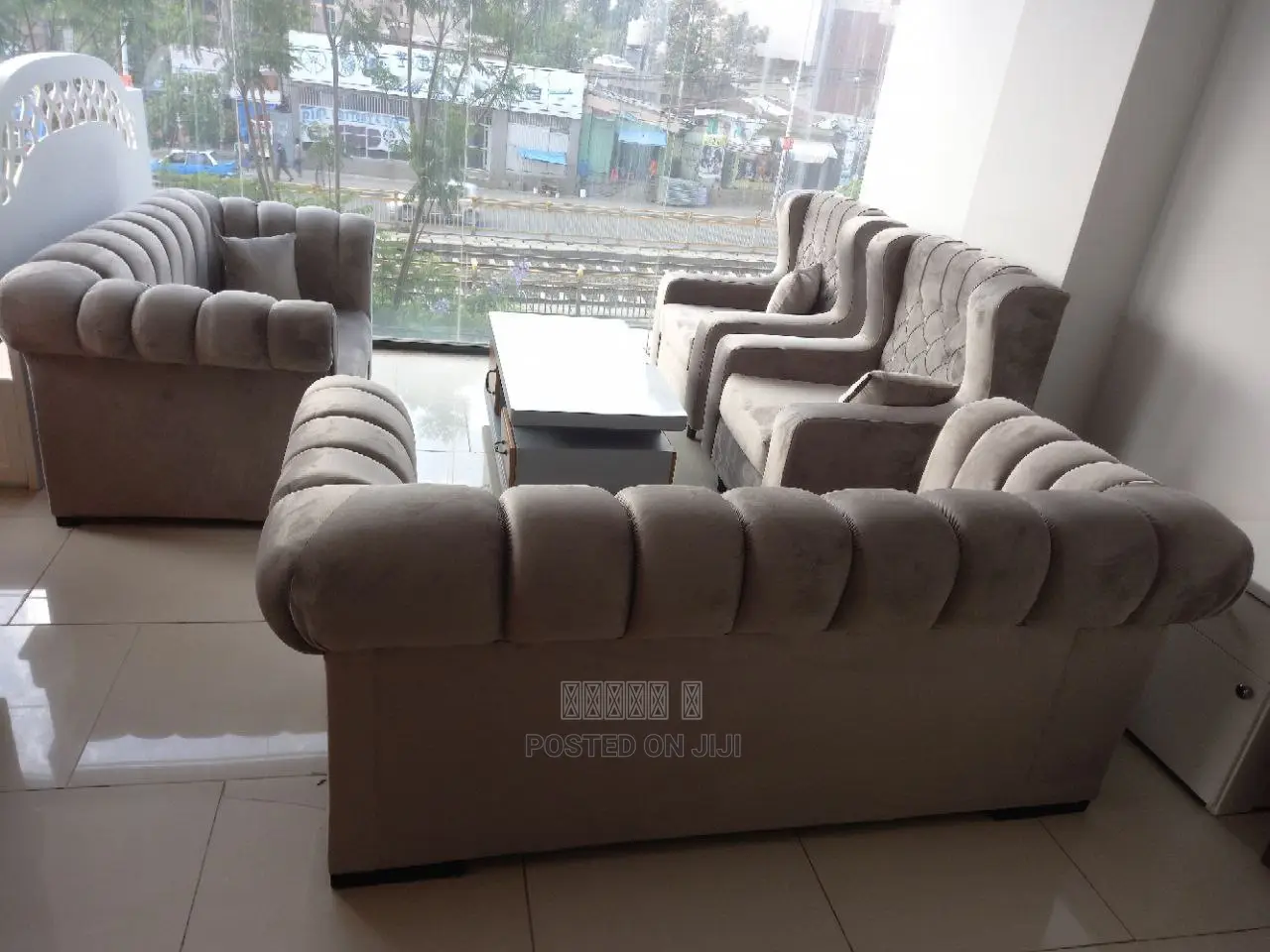 2+2+1+1 Sofa