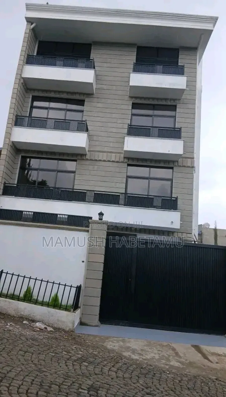 Furnished 10bdrm House in አዲስ አበባ, Nifas Silk-Lafto for sale